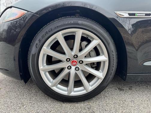 2019 Jaguar XJ R-Sport