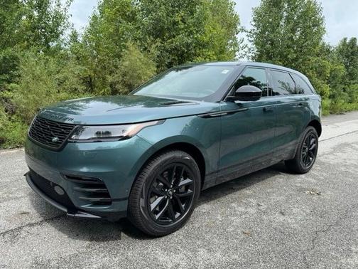 Giola Green Metallic 2026 Land Rover Range Rover Velar P250 Base