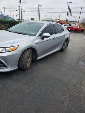 2021 Toyota Camry Hybrid XLE