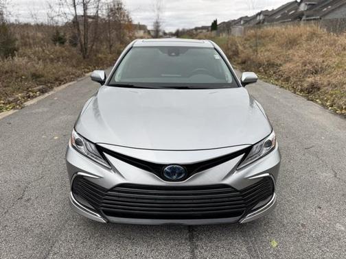 2021 Toyota Camry Hybrid XLE