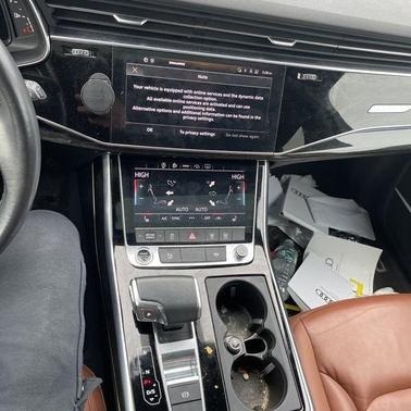 2022 Audi Q7 55 Premium Plus