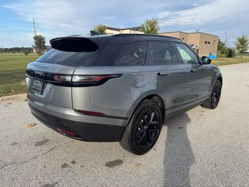 Zadar Gray Premium Metallic 2026 Land Rover Range Rover Velar P250 S
