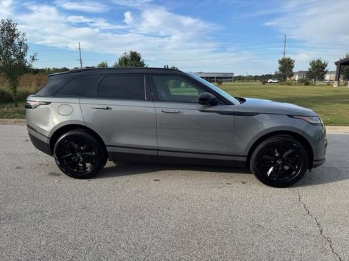 Zadar Gray Premium Metallic 2026 Land Rover Range Rover Velar P250 S