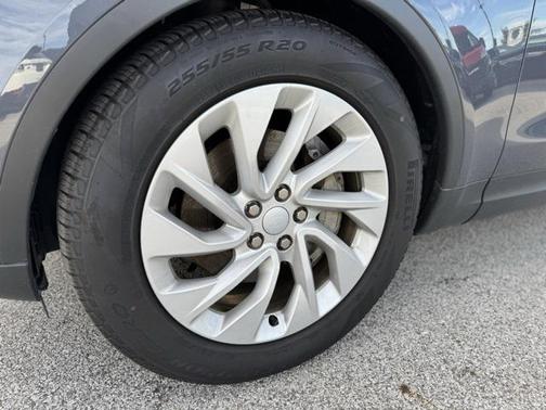 2025 Land Rover Discovery P300 S