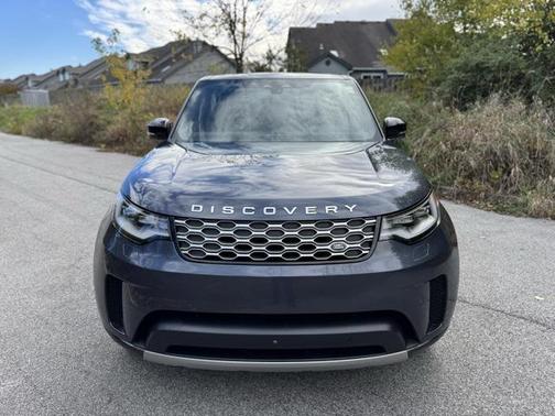 2025 Land Rover Discovery P300 S