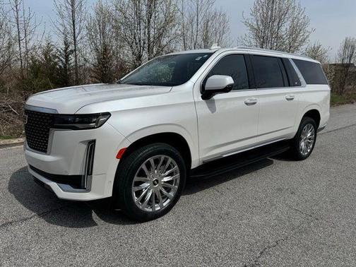 Crystal White Tricoat 2022 Cadillac Escalade ESV Premium Luxury