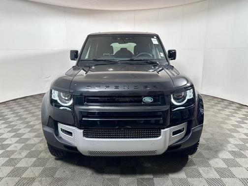 2025 Land Rover Defender 110 P300