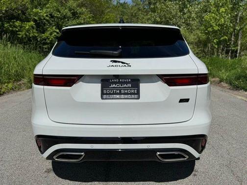 Fuji White 2026 Jaguar F-PACE R-Dynamic S P400 AWD Automatic