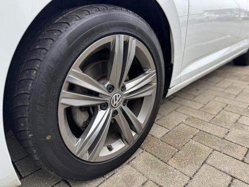 2021 Volkswagen Jetta 1.4T R-Line