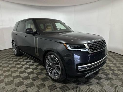 2024 Land Rover Range Rover P530 SE