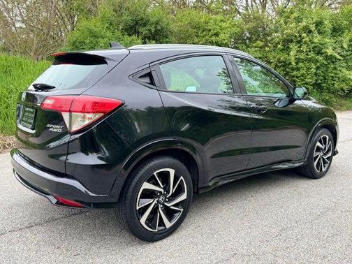 Crystal Black Pearl 2019 Honda HR-V Sport