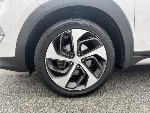 2017 Hyundai TUCSON Sport