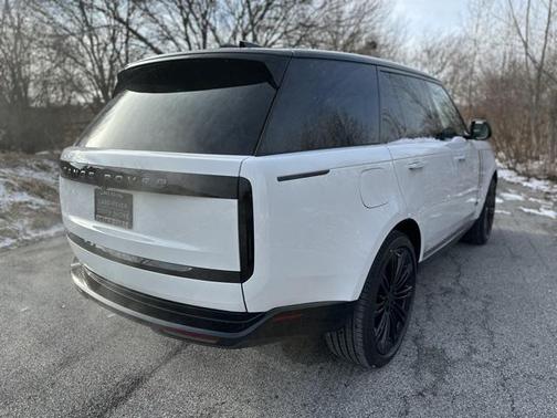 2026 Land Rover Range Rover P400 SE