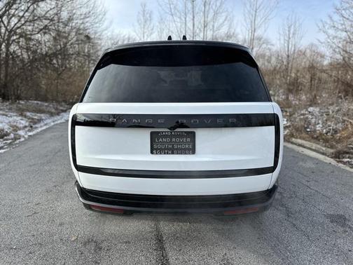 2026 Land Rover Range Rover P400 SE