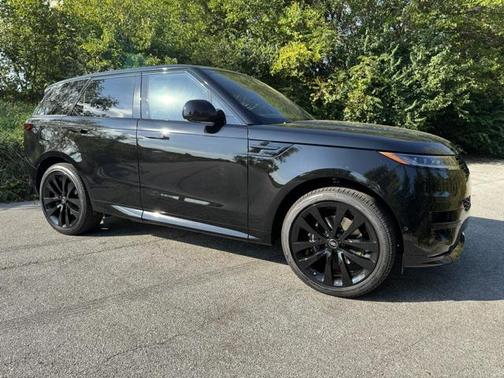 2025 Land Rover Range Rover Sport SE
