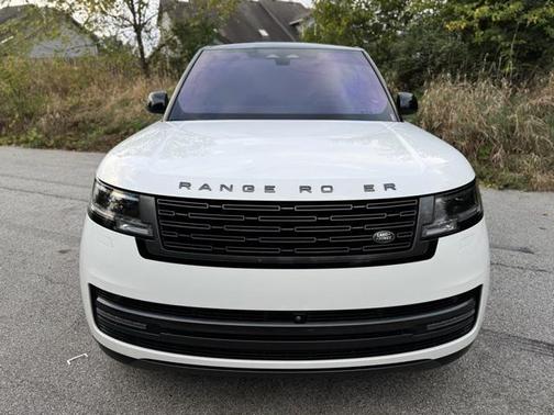 2023 Land Rover Range Rover P400 SE
