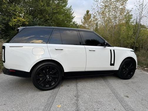 2023 Land Rover Range Rover P400 SE