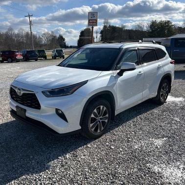 2021 Toyota Highlander XLE