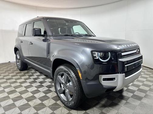 2025 Land Rover Defender 110 P300