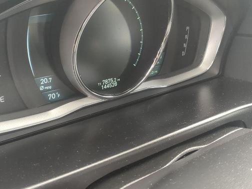Electric Silver Metallic 2014 Volvo S80 T6 Platinum
