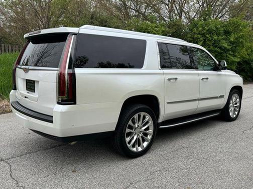 Crystal White Tricoat 2020 Cadillac Escalade ESV Luxury
