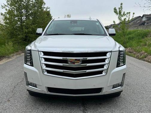 Crystal White Tricoat 2020 Cadillac Escalade ESV Luxury