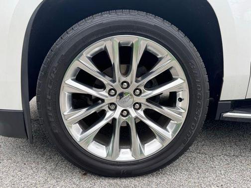 Crystal White Tricoat 2020 Cadillac Escalade ESV Luxury