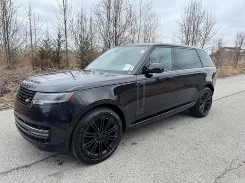 2026 Land Rover Range Rover P530 SE 7 Seat