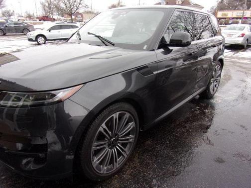 2024 Land Rover Range Rover Sport SE