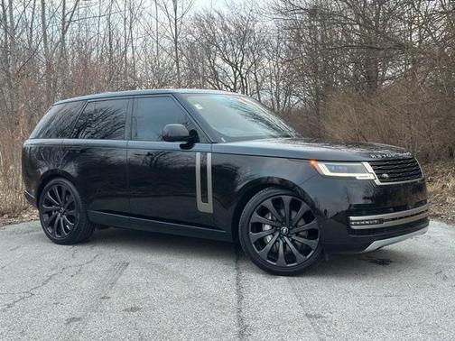 2025 Land Rover Range Rover P400 SE