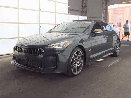 2022 Kia Stinger GT1