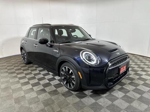 2023 MINI Hardtop Cooper S