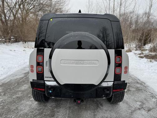 2026 Land Rover Defender P400 X-Dynamic SE