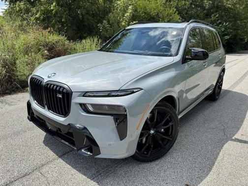 2024 BMW X7 M60i