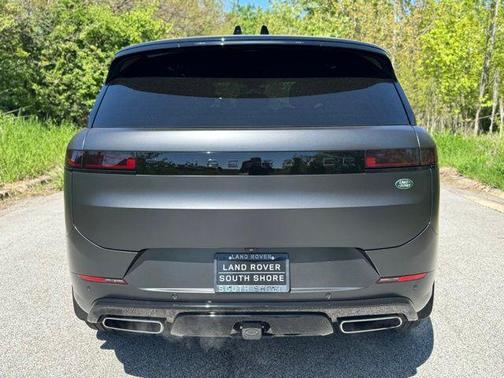 Carpathian Grey Premium Metallic 2023 Land Rover Range Rover Sport SE