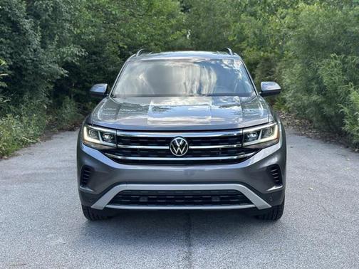 2022 Volkswagen Atlas 3.6L SE w/Technology