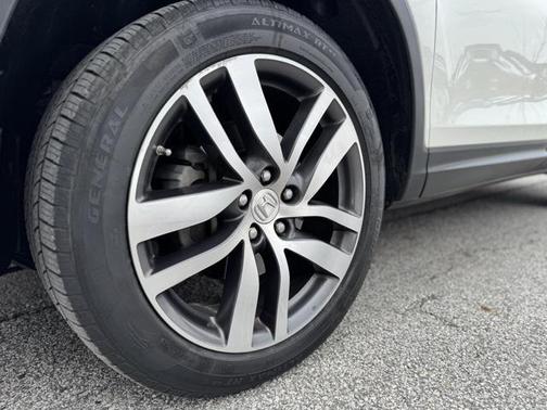 2017 Honda Pilot Touring