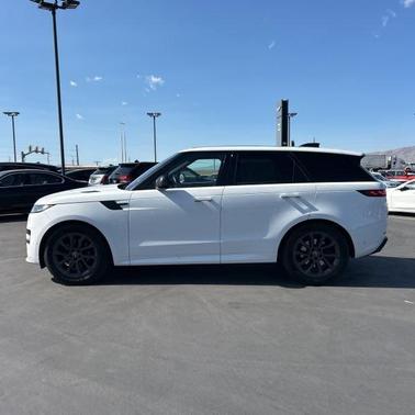 2024 Land Rover Range Rover Sport SE