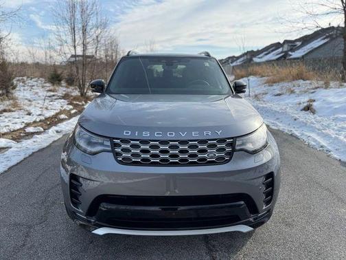 Eiger Grey Metallic 2026 Land Rover Discovery Gemini Edition