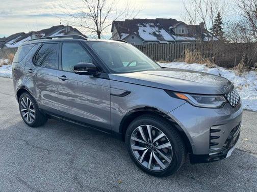 Eiger Grey Metallic 2026 Land Rover Discovery Gemini Edition