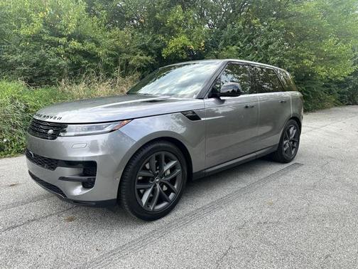 2025 Land Rover Range Rover Sport SE