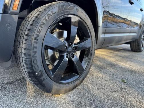 2026 Land Rover Defender P300 S