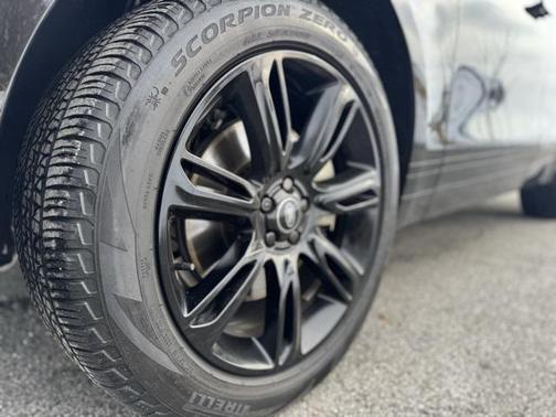 2022 Land Rover Range Rover Velar P250 S R-Dynamic