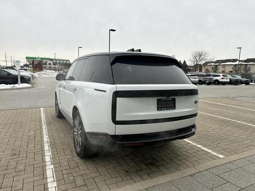 2023 Land Rover Range Rover P530 SE