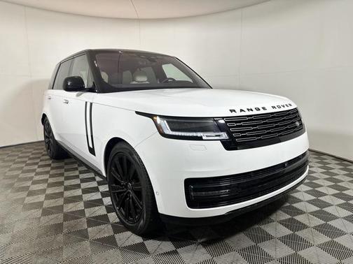 2023 Land Rover Range Rover P530 SE