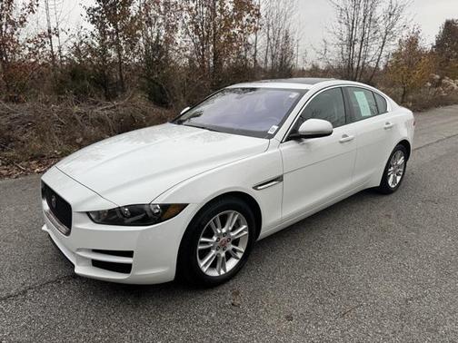 2018 Jaguar XE 25t Premium