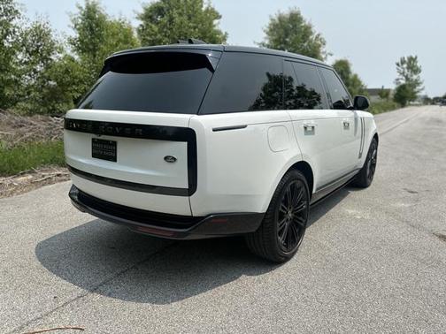 2022 Land Rover Range Rover P400 SE