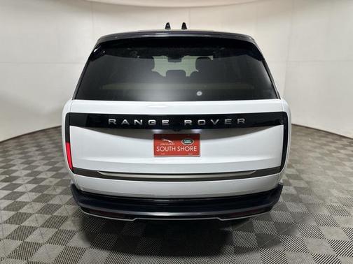 2025 Land Rover Range Rover P550e SE