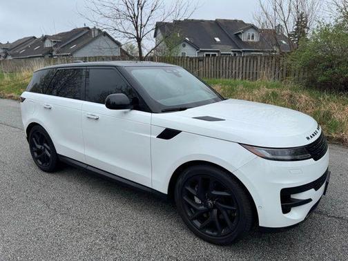 2024 Land Rover Range Rover Sport SE