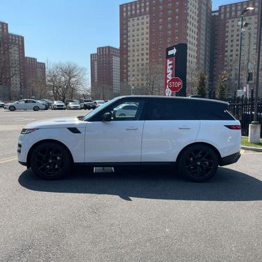 2024 Land Rover Range Rover Sport SE
